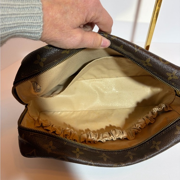 Louis Vuitton Trousse 28 Bag - Picture 9 of 10